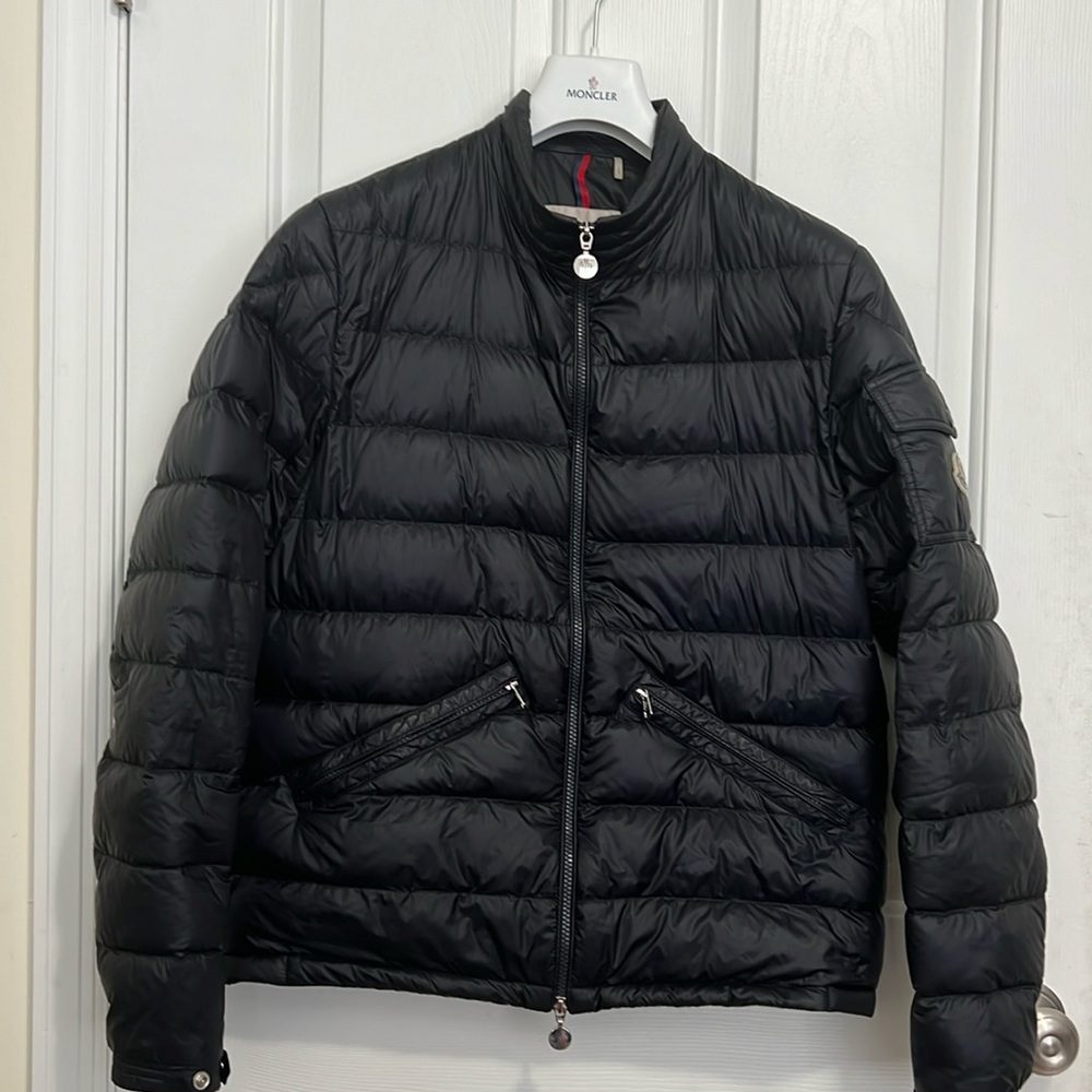 Authentic - Moncler Men’s Berretto Tricot Navy Jacket Size 5